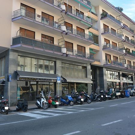 La Casa Di Iole Lägenhet Sanremo Exteriör bild