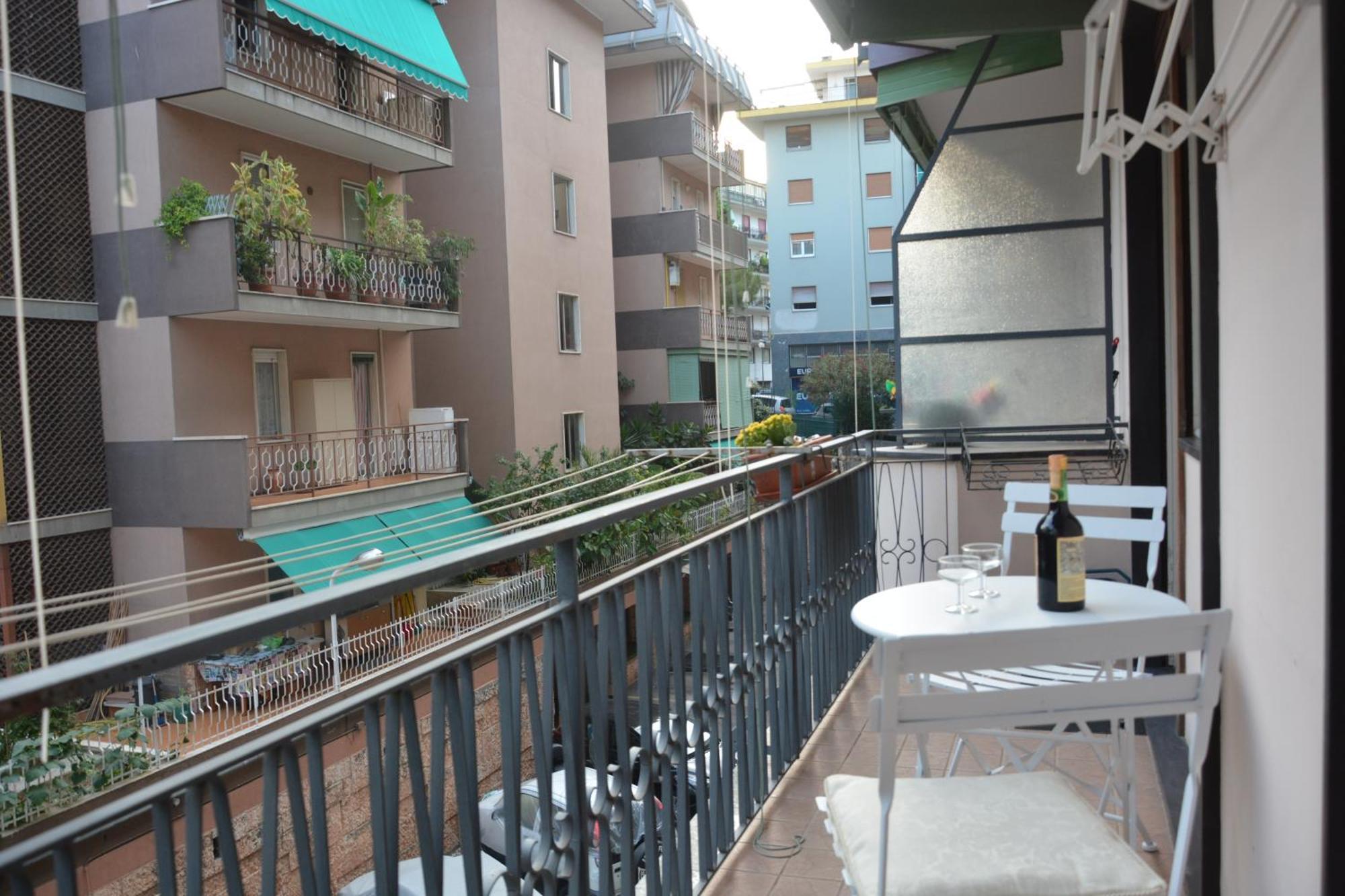 La Casa Di Iole Lägenhet Sanremo Exteriör bild